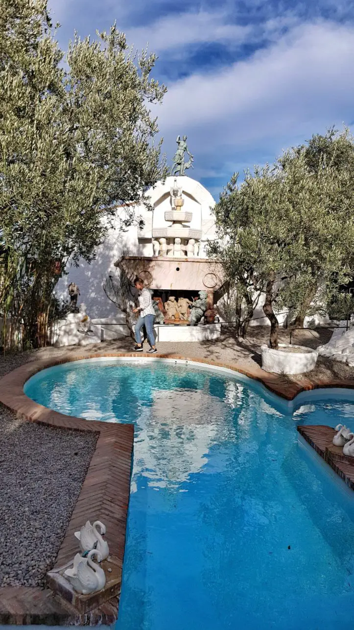Der Pool im Haus von Salvador Dalí in Portlligat, in der Nähe von Cadaqués.