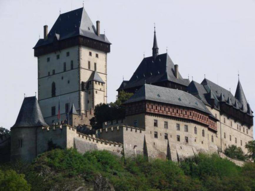 Ein Tagesausflug zur Burg Karlstejn, Tschechische Republik.