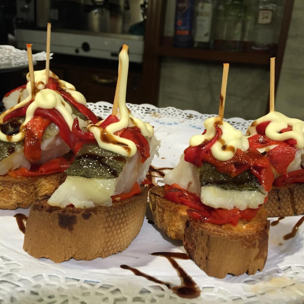 Pintxos in Barcelona, Spanien.