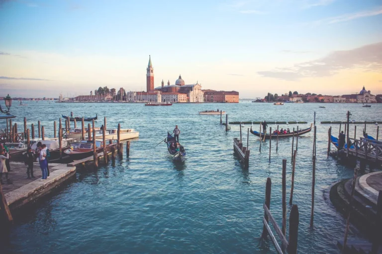 Ungewöhnliche Aktivitäten in Venedig