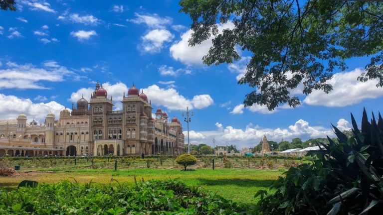 Weitere schöne Paläste in Mysore neben dem Mysore Palast