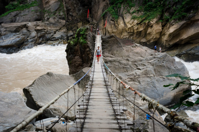 Wanderung in der Tigersprung-Schlucht, China