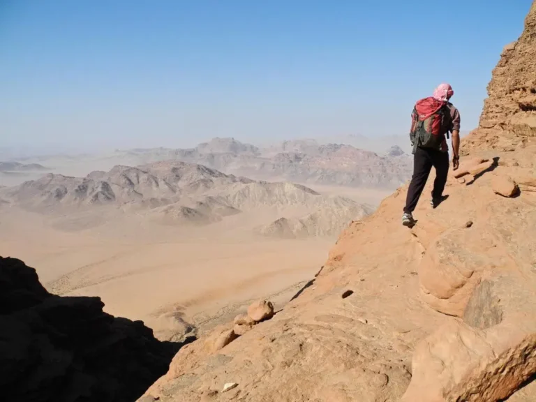 Wandern im Wadi Rum – Das Mond-Abenteuer