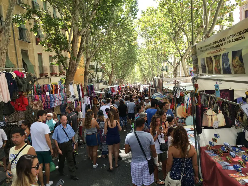 El Rastro: The Most Popular Sunday Flea Market in Madrid