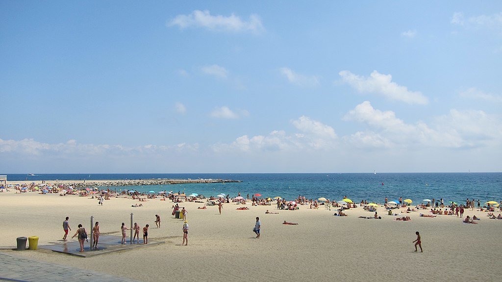 Bogatell Strand in Barcelona, Spanien.