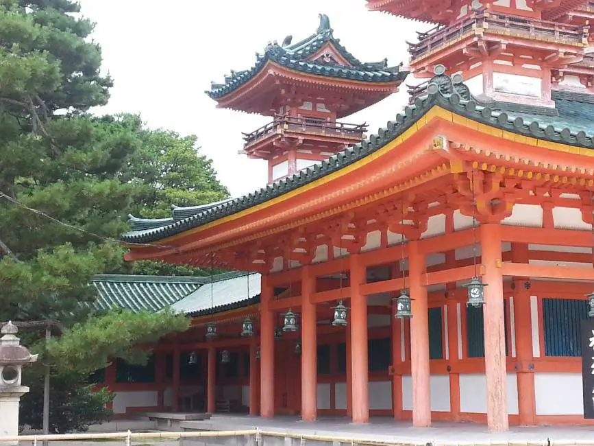 Der Heian Schrein in Kyoto, Japan.