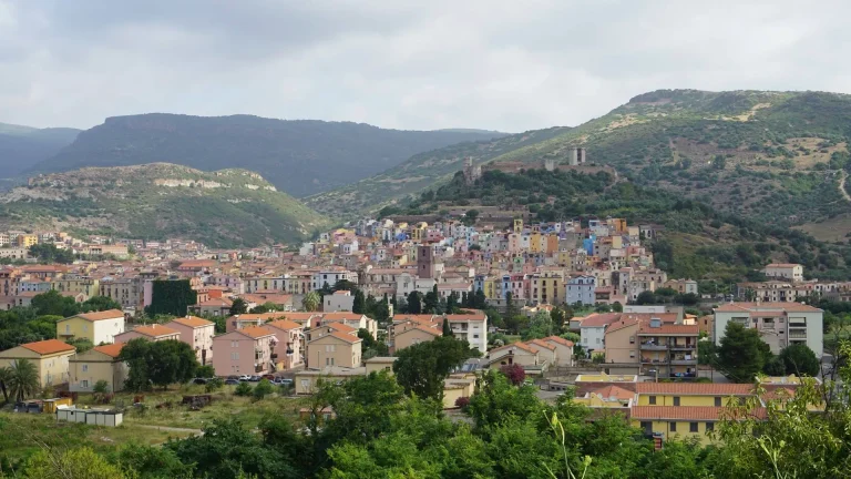 Die schönsten Städte in Sardinien, Italien