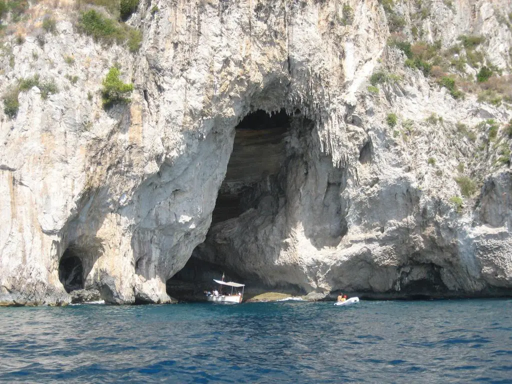 Die Blaue Grotte in Capri, Italien.